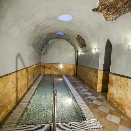 Balneario De Hotel Graena