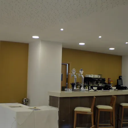 Balneario De 4* Graena